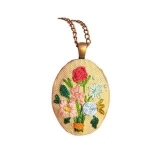 Pretty Bright Handmade Flower Bouquet Embroidery Necklace